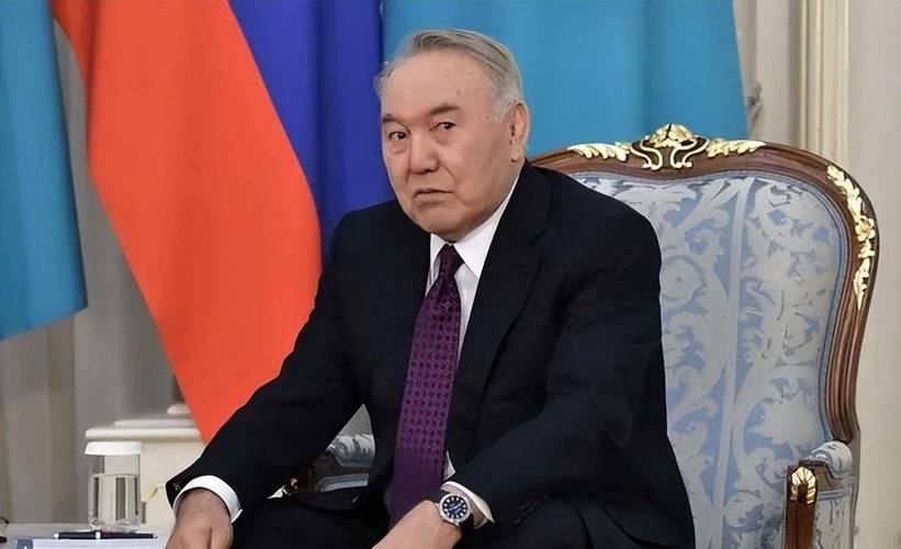 哈萨克斯坦总统的相关图片